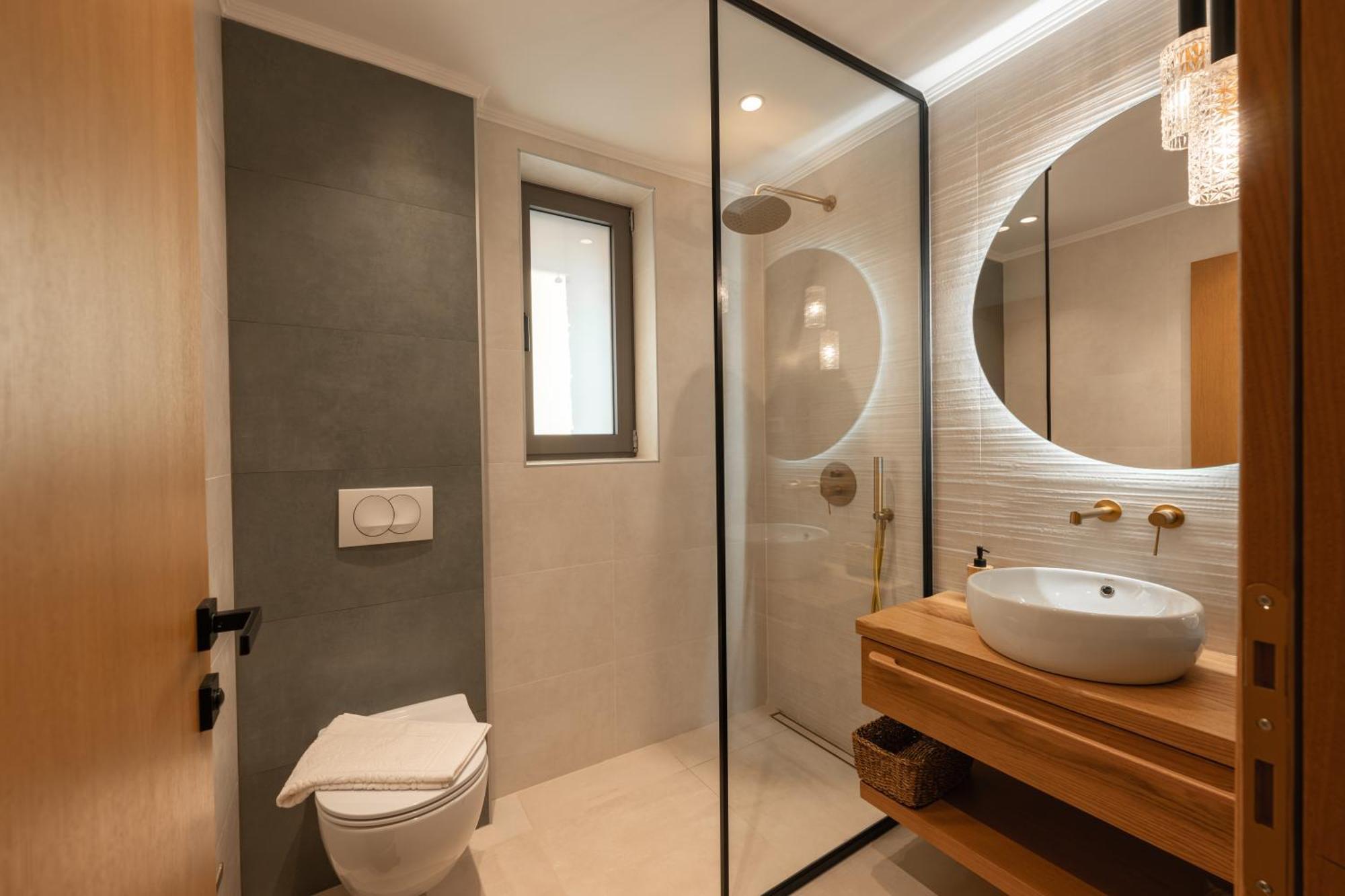 Trinity Design Suites Valanidorachi Exterior photo